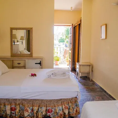 Begonville Πανσιόν 2*
