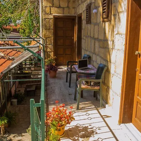 Begonville Guest house